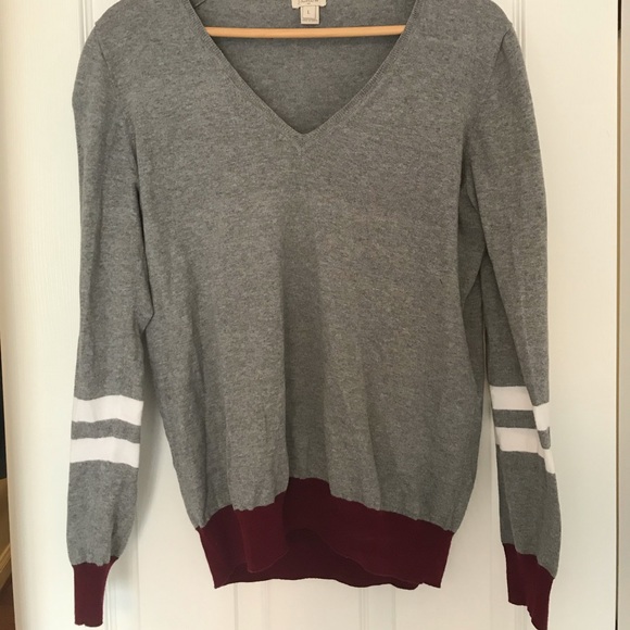 J. Crew Sweaters - J. Crew Women’s Grey V-Neck Sweater - Large